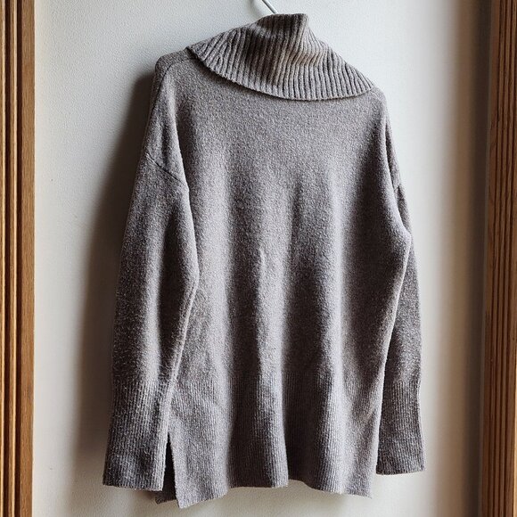 Nanette Lepore Taupe Turtleneck Sweater Size Small - Picture 12 of 15
